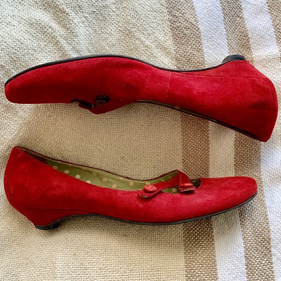 SOLD Kenneth Cole Mary Janes - Picture 3 of 6